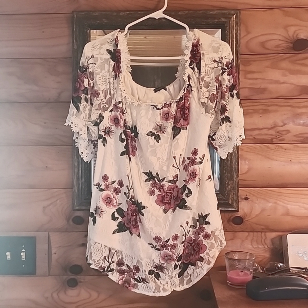 A blouse for a dinner date or the office. Hardly worn maybe a few times.